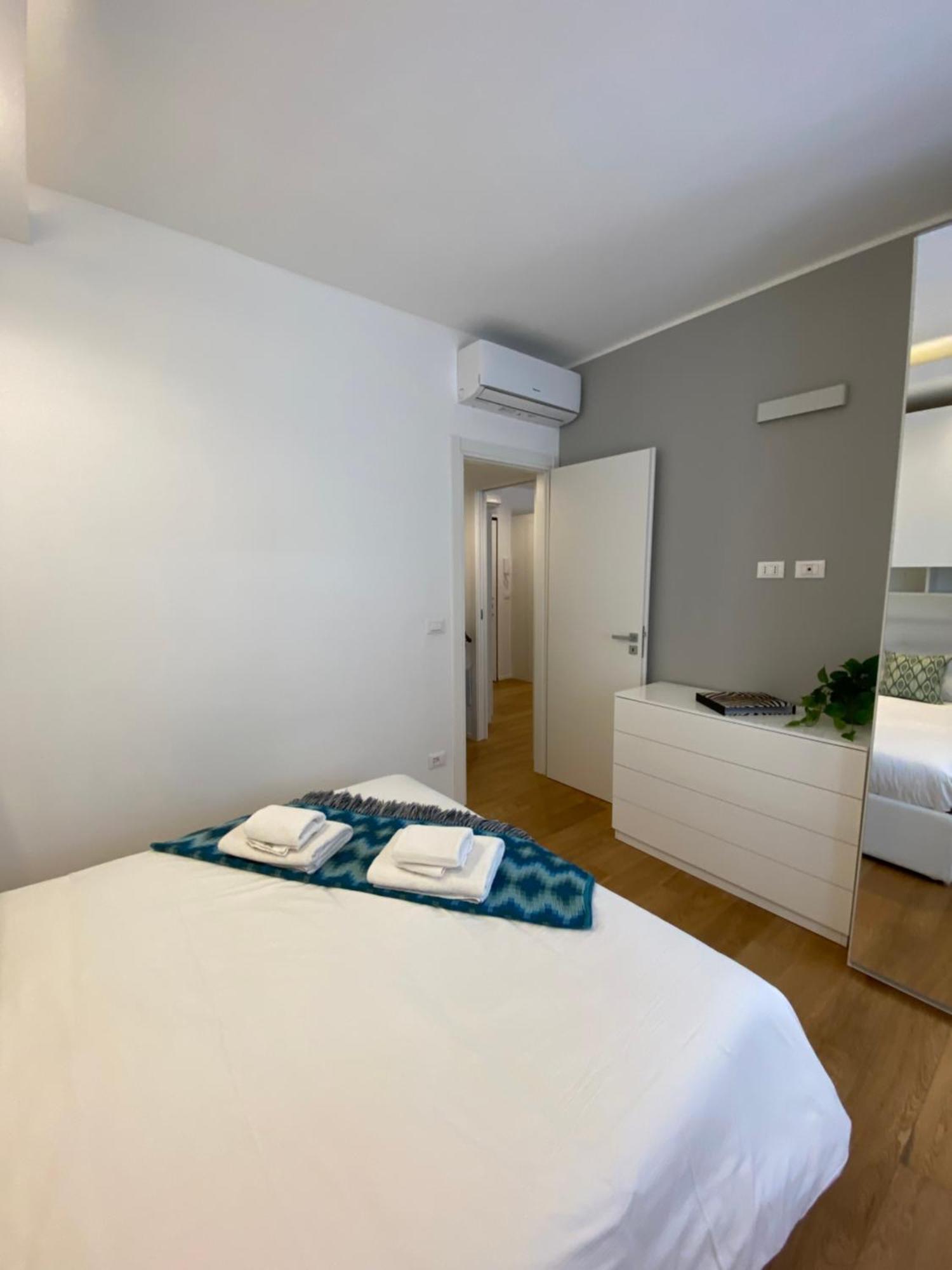 Gramsci 2 - Cozy Apartment Near Sempione Park! Милан Экстерьер фото